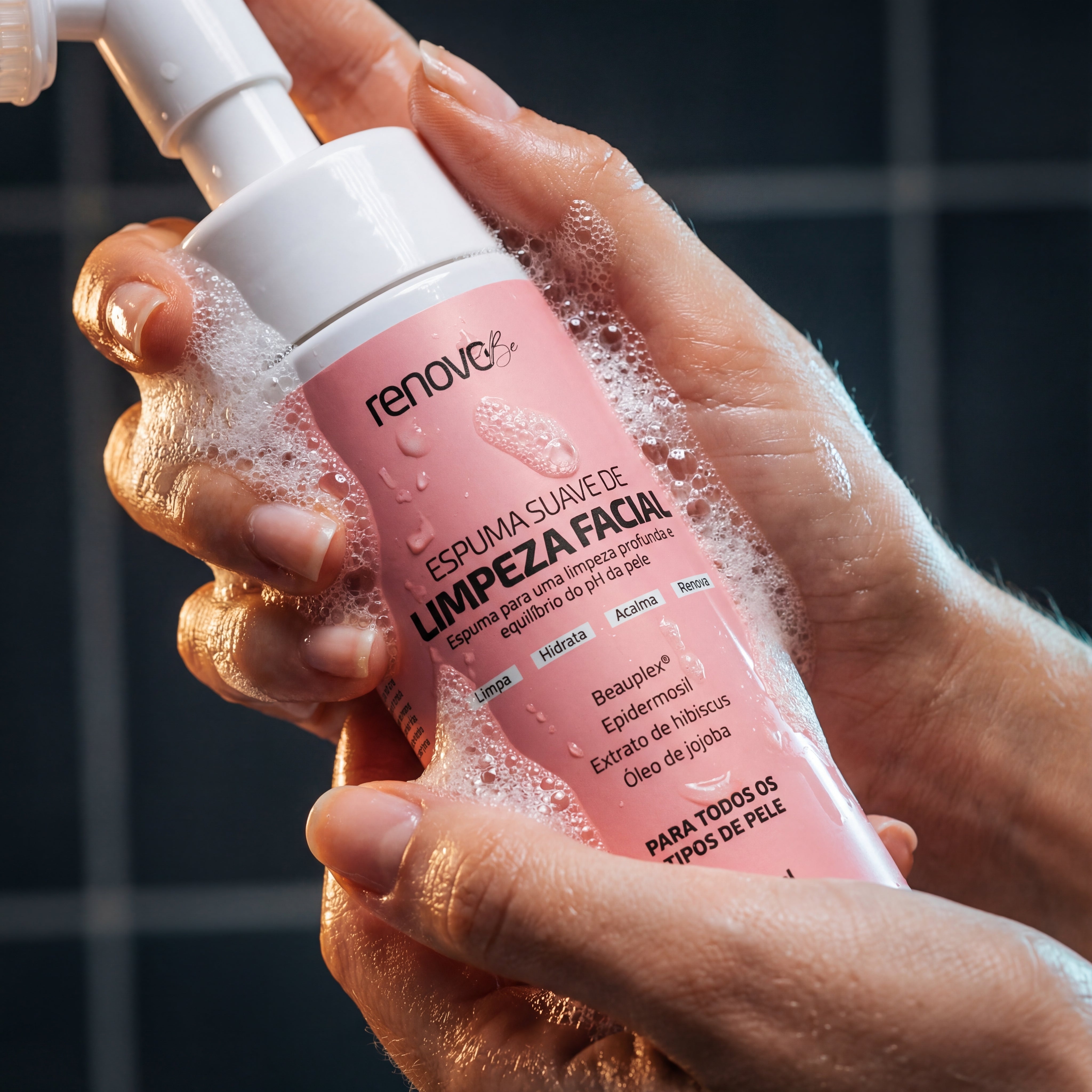 Espuma Suave de Limpeza Facial - Para Todos os Tipos de Pele